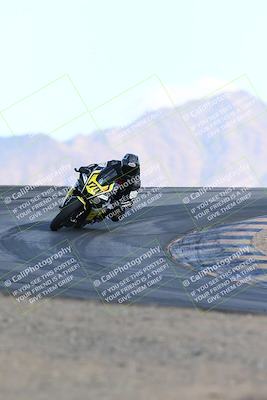 media/Nov-16-2024-CVMA (Sat) [[0e4bb1f32f]]/Race 11-Amateur Supersport Open/